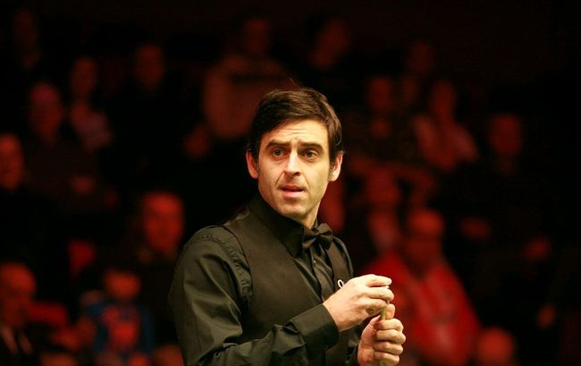 表现让他感 表现让他感