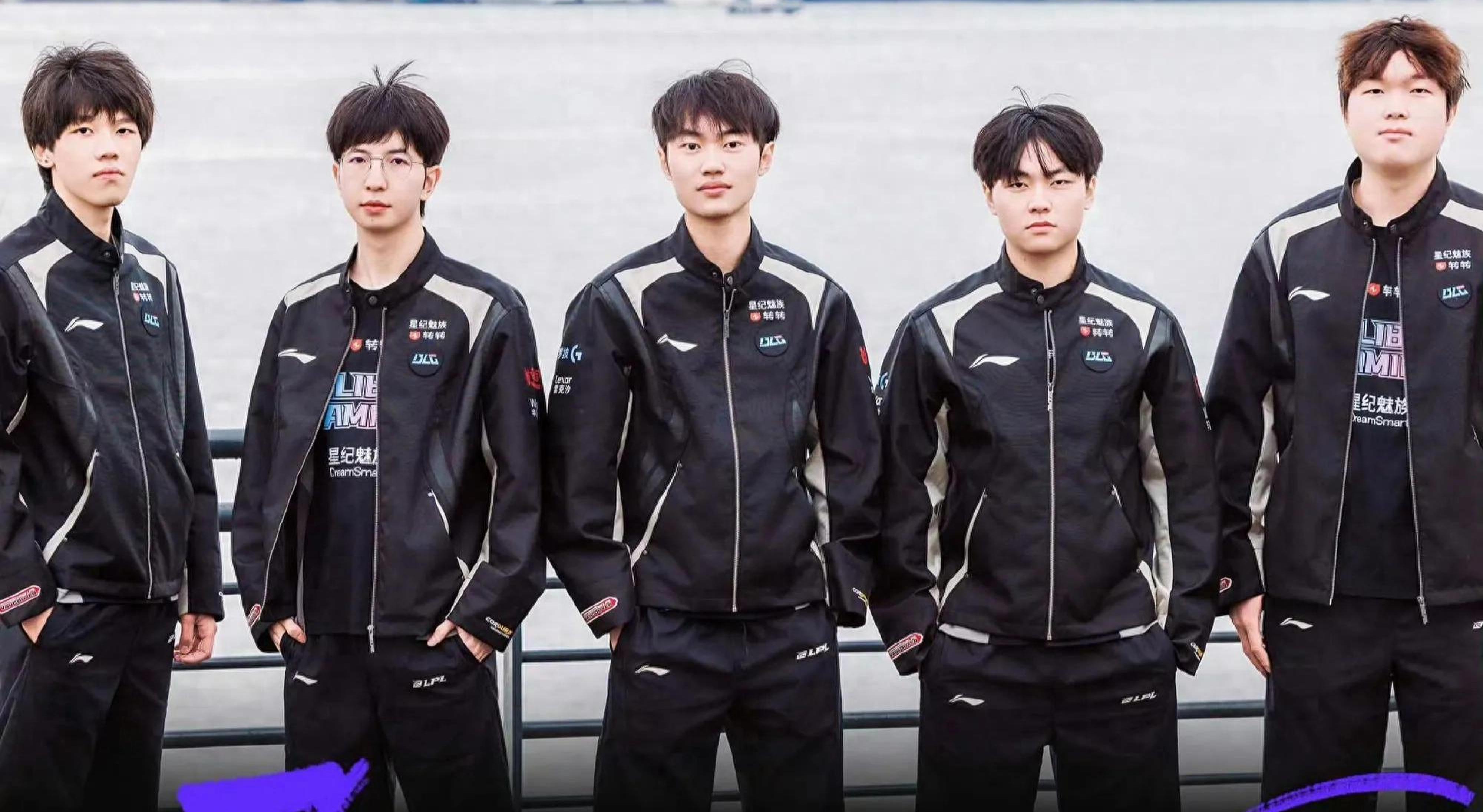 球格局中的 球格局中的